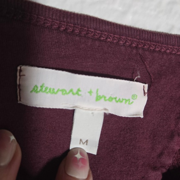 Stewart + Brown Top Medium Maroon Lace Ruffle Henley Waffle Knit Boho Minimalist - Picture 6 of 9